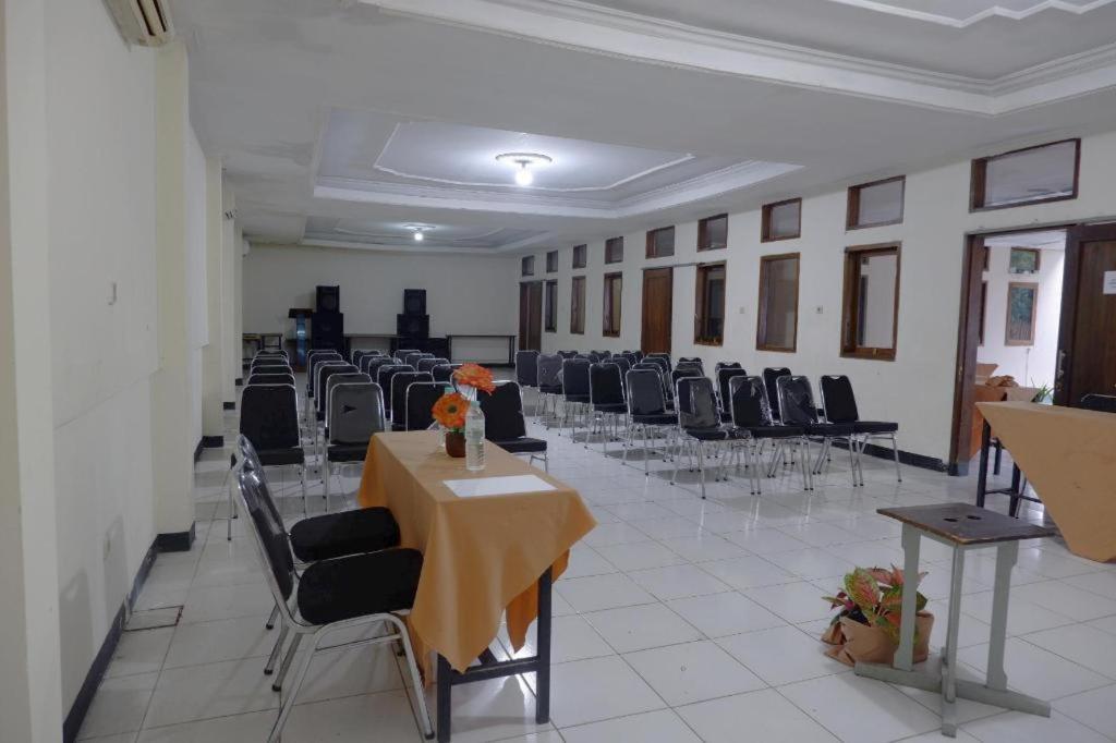 Hotel Tiara Garut Exterior foto